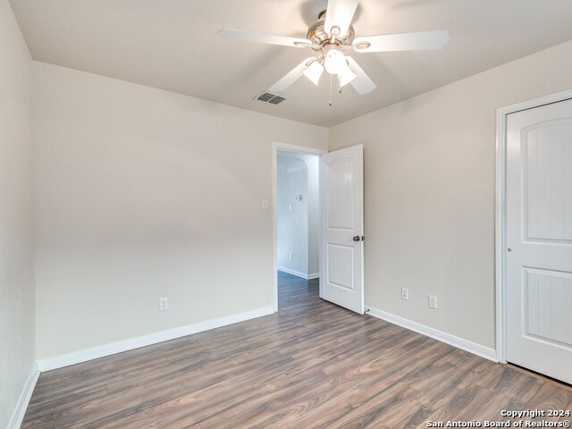 Image 20 of 26 For 143 Dusty Corral