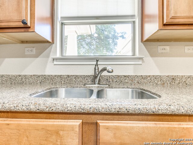 Image 5 of 26 For 143 Dusty Corral