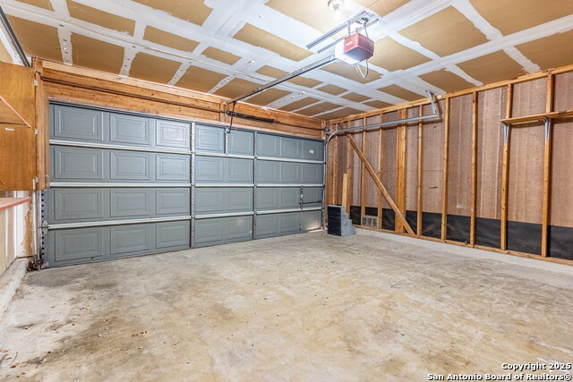 Image 25 of 33 For 10022 Sandbrook Hill