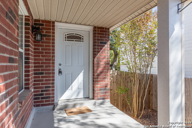 Image 3 of 33 For 10022 Sandbrook Hill