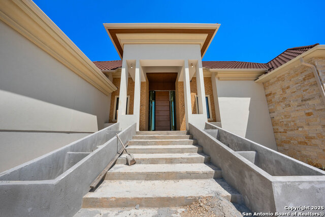 Image 16 of 42 For 5782 Copper Vly