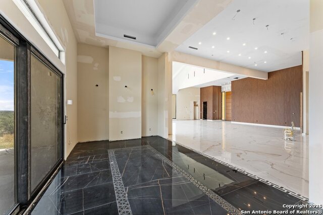 Image 25 of 42 For 5782 Copper Vly