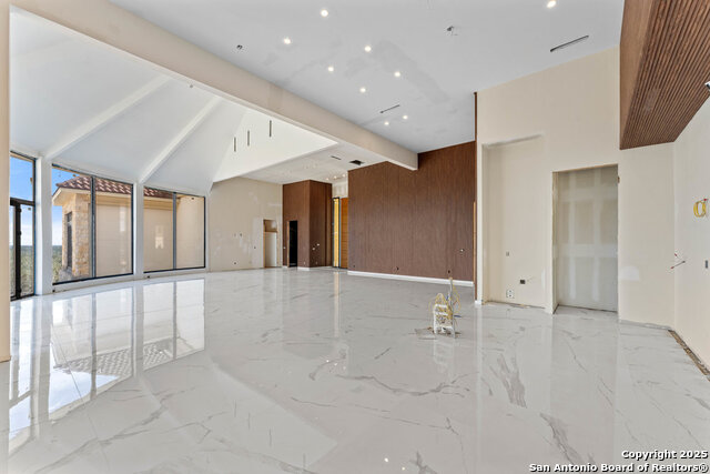 Image 26 of 42 For 5782 Copper Vly