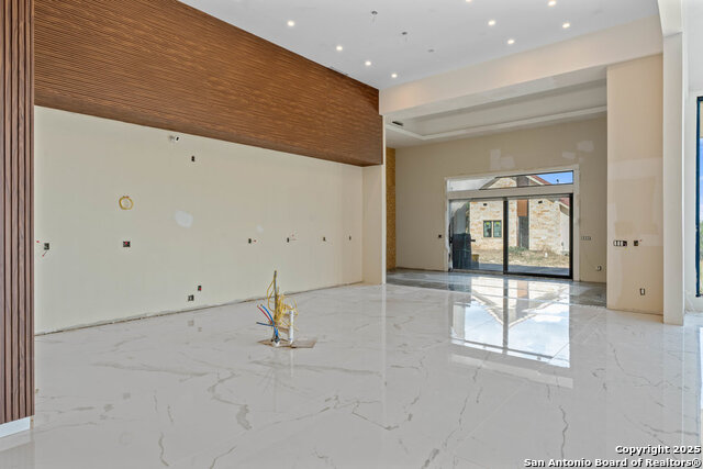 Image 35 of 42 For 5782 Copper Vly