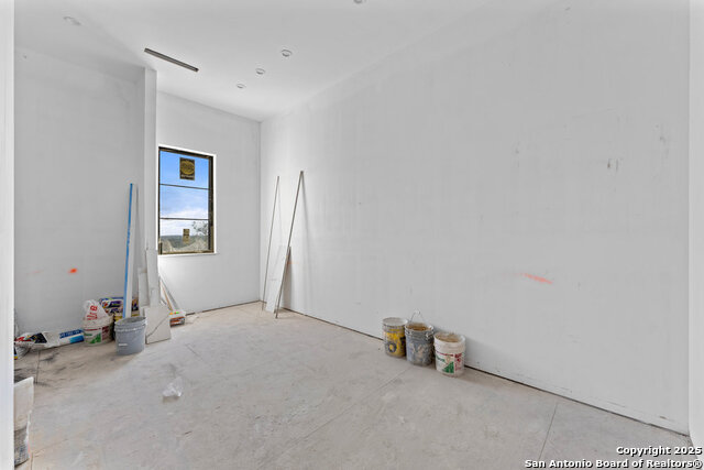 Image 40 of 42 For 5782 Copper Vly