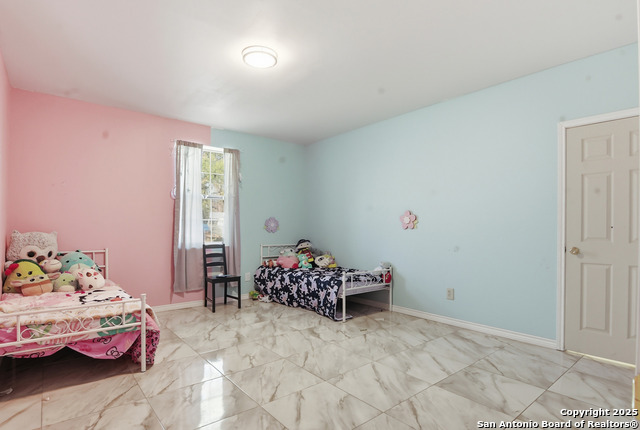 Image 14 of 26 For 411 Daniel W