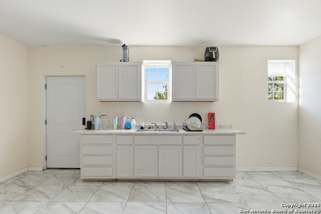 Image 8 of 26 For 411 Daniel W