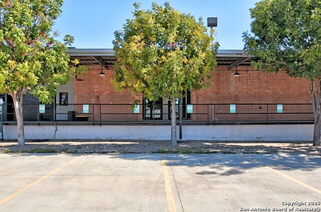 Image 13 of 25 For 3363 Commerce  Unit 144