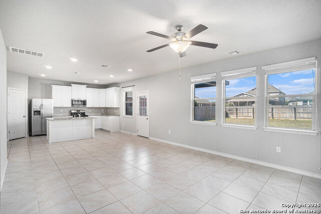 Image 4 of 34 For 8807 White Crown