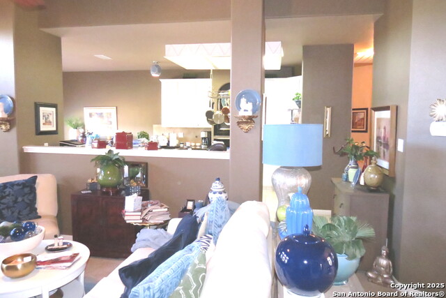 Image 28 of 38 For 2427 Redland Point