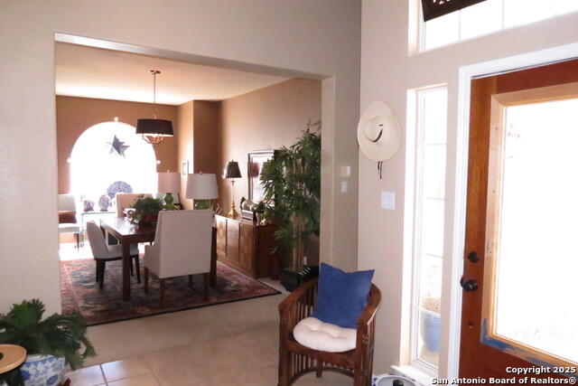 Image 4 of 38 For 2427 Redland Point