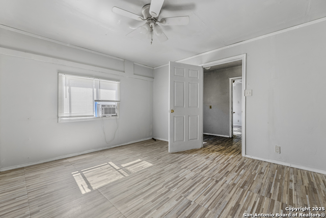 Image 11 of 24 For 5835 Adalone