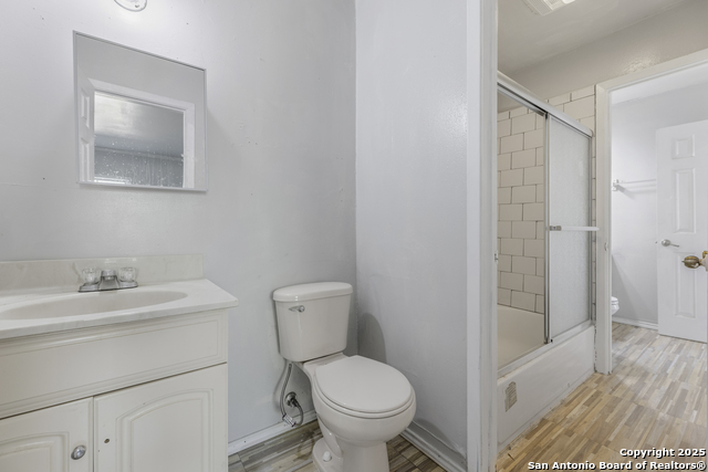 Image 15 of 24 For 5835 Adalone