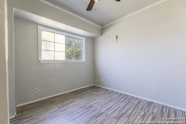 Image 20 of 24 For 5835 Adalone