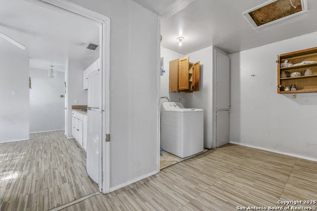 Image 8 of 24 For 5835 Adalone