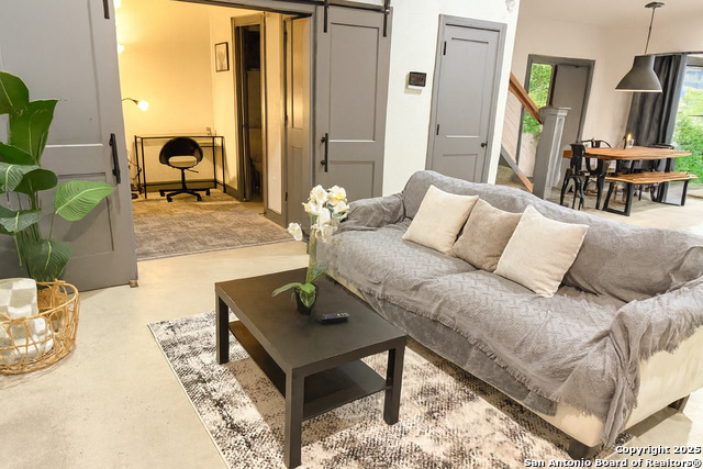 Image 3 of 16 For 122 Applin  # A