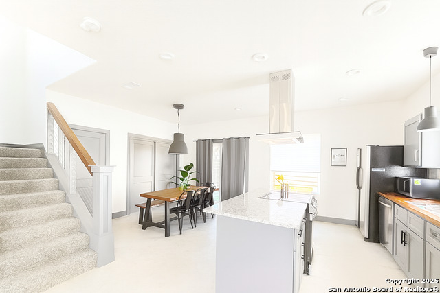 Image 5 of 16 For 122 Applin  # A