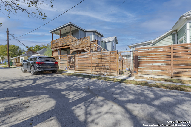 Image 16 of 16 For 1015 Palmetto N