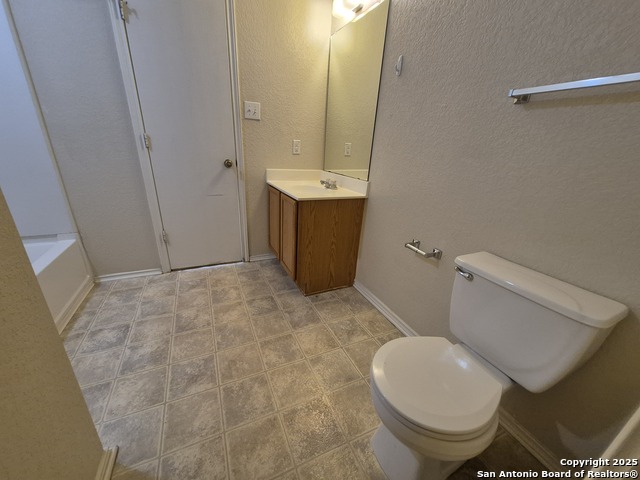 Image 21 of 30 For 102 Kenrock Ridge