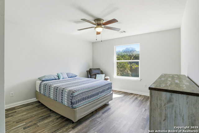 Image 29 of 35 For 7902 Live Oak