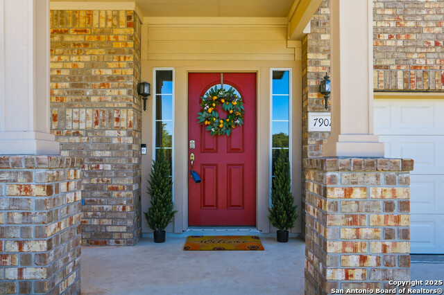 Image 3 of 35 For 7902 Live Oak