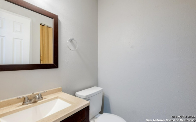 Image 10 of 19 For 5806 Rue Royale