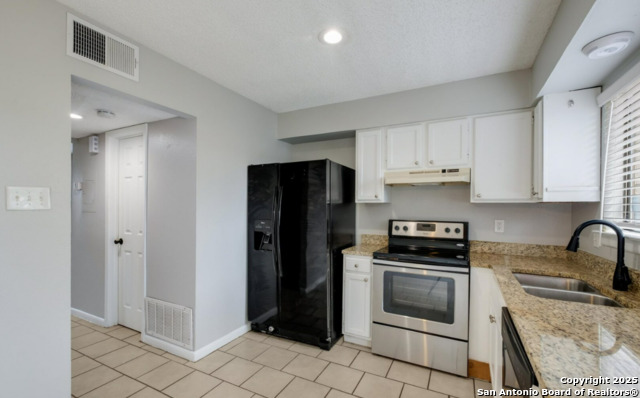 Image 7 of 19 For 5806 Rue Royale