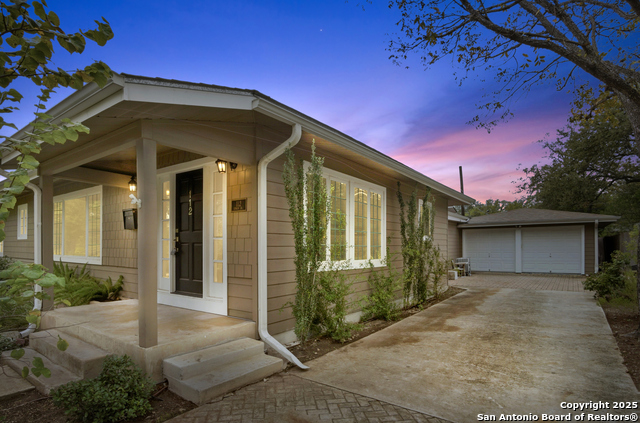 Image 2 of 36 For 112 Lyman