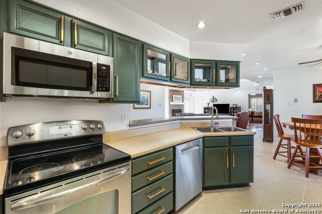 Image 11 of 50 For 626 Home Crossing