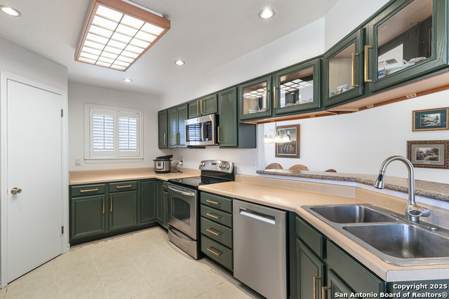 Image 12 of 50 For 626 Home Crossing