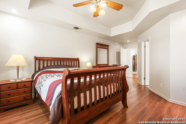 Image 16 of 50 For 626 Home Crossing