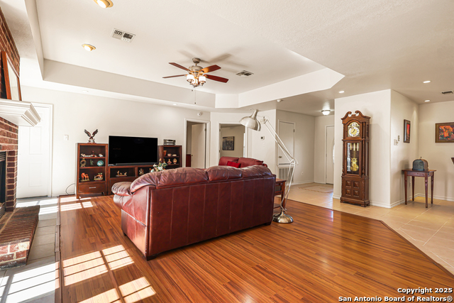 Image 26 of 50 For 626 Home Crossing