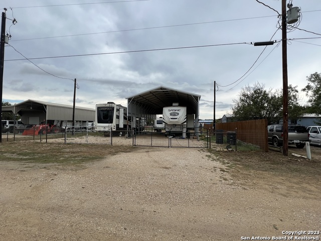 Image 5 of 12 For 557 Siesta