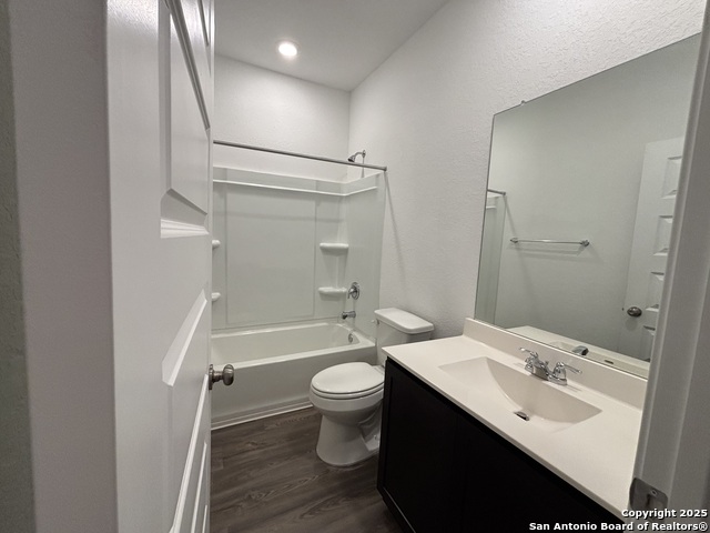 Listing photo id 2 for 10114 Suspiro