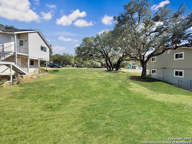 Listing photo id 1 for 1239 Amanda Lot 332