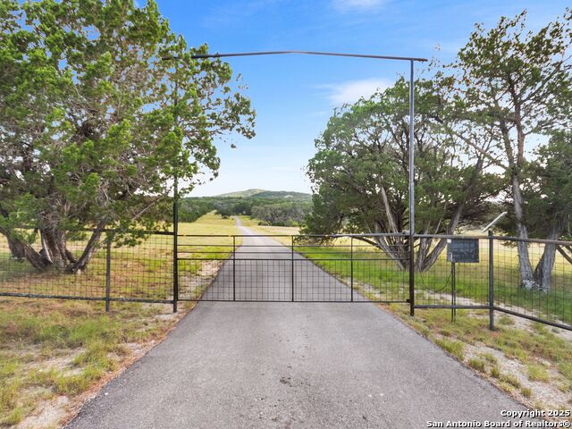 Image 3 of 80 For 4366 Whartons Dock