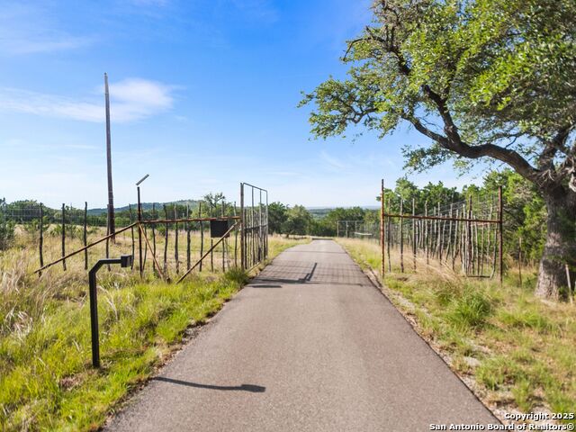 Image 4 of 80 For 4366 Whartons Dock