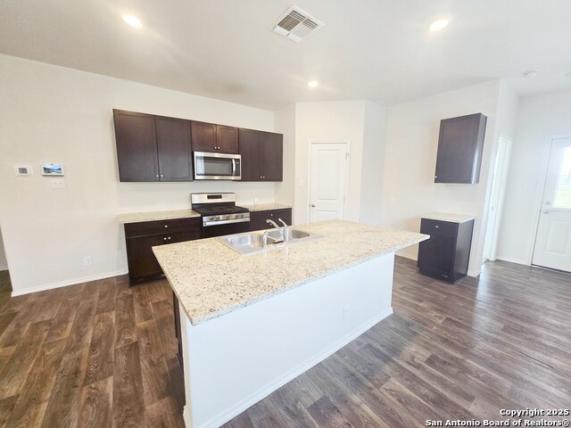 Image 6 of 25 For 437 Middle Green