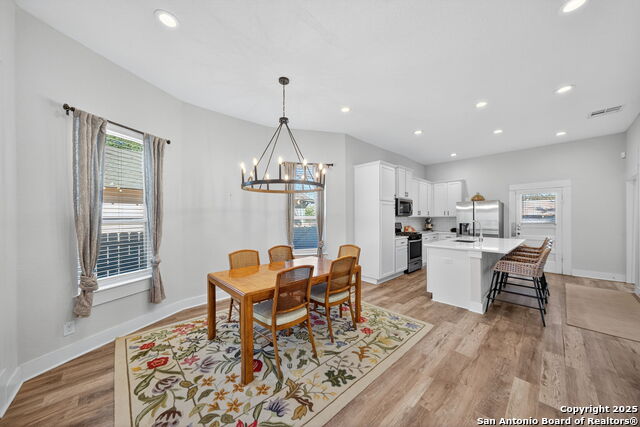 Image 14 of 27 For 226 Saint John