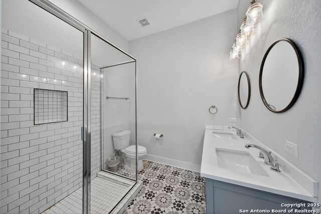 Image 18 of 27 For 226 Saint John