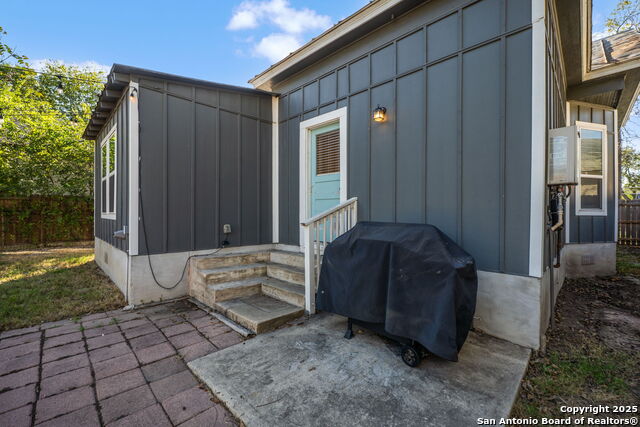 Image 24 of 27 For 226 Saint John