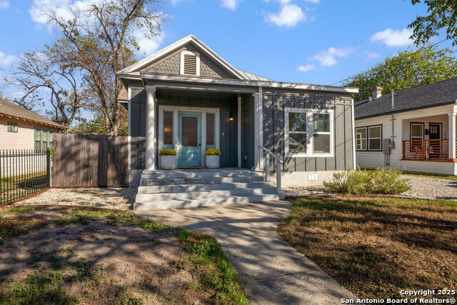 Image 3 of 27 For 226 Saint John