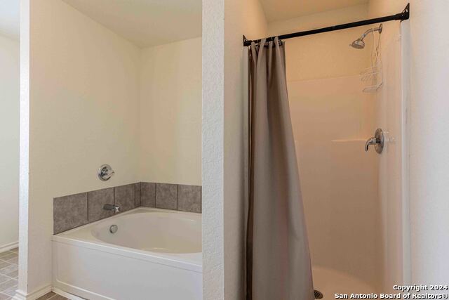 Image 35 of 40 For 3735 Amber Leaf