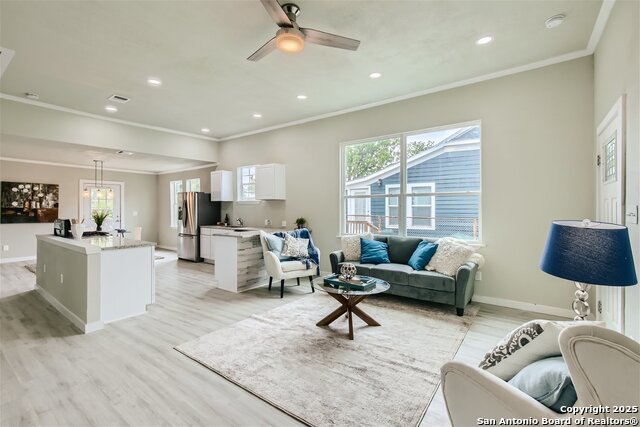 Image 10 of 32 For 517 Hicks Ave