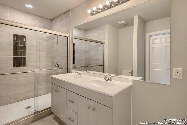 Image 20 of 32 For 517 Hicks Ave