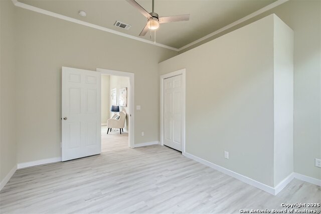 Image 26 of 32 For 517 Hicks Ave