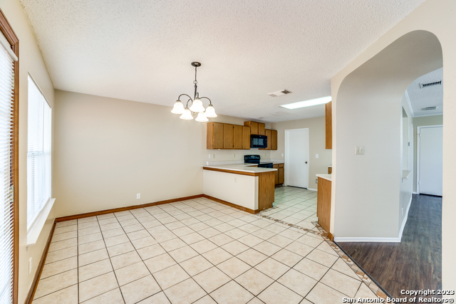 Image 4 of 12 For 2943 Broad Plain