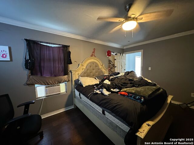 Image 15 of 25 For 2721 Mistletoe W