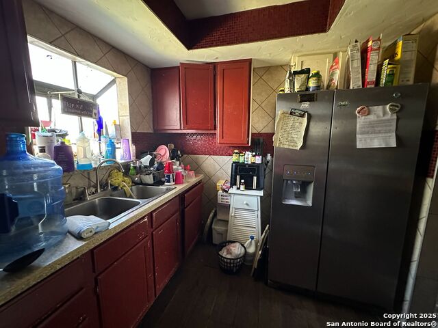 Image 6 of 25 For 2721 Mistletoe W