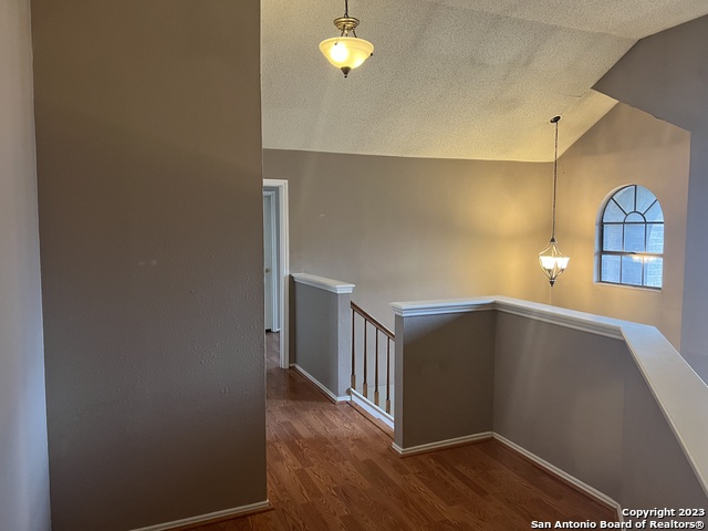 Image 14 of 16 For 10130 Sandyglen